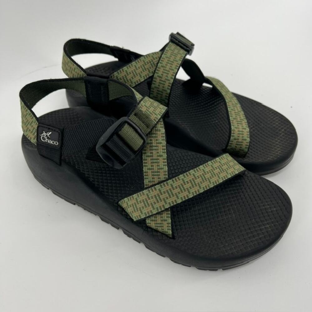 Chaco Z/1 Classic Sandals Mens 10 Adjustable Green Straps Outdoor Rafting Hiking